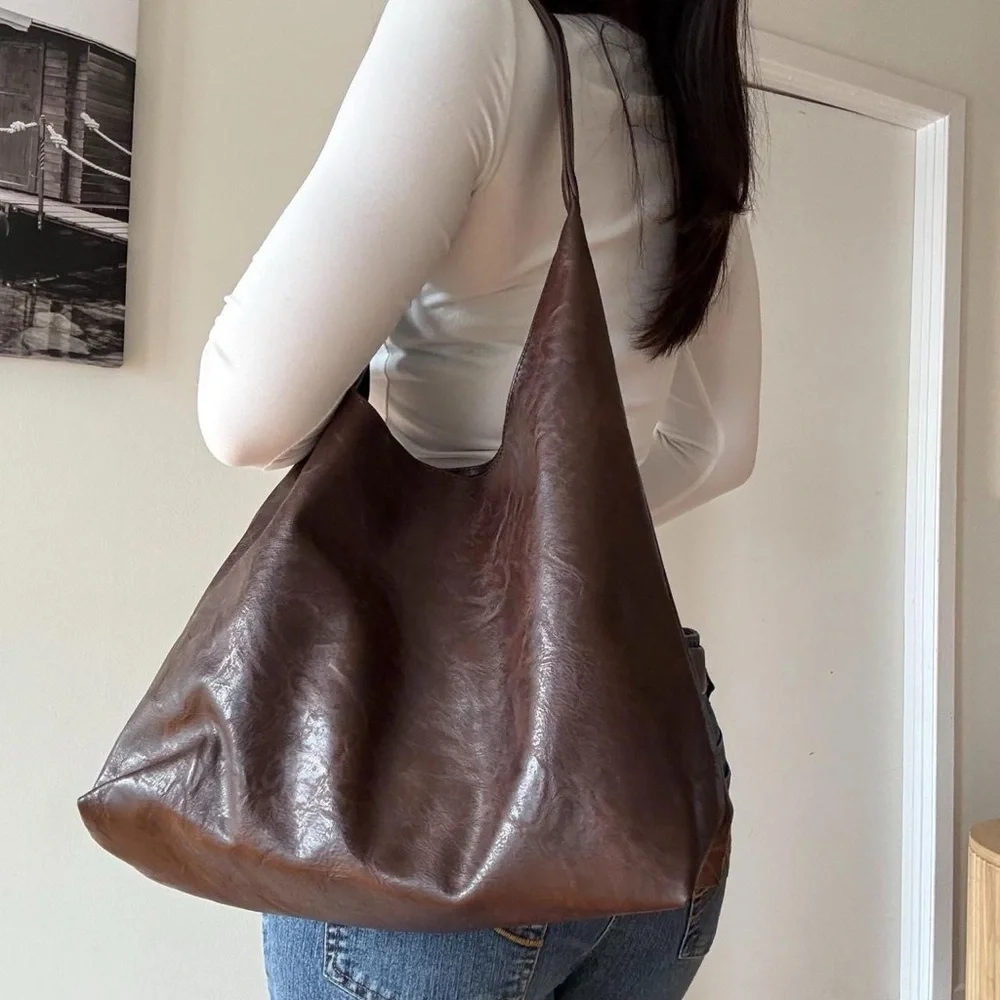 Brown faux leather minimalist tote hobo bag - Picture 5 of 6
